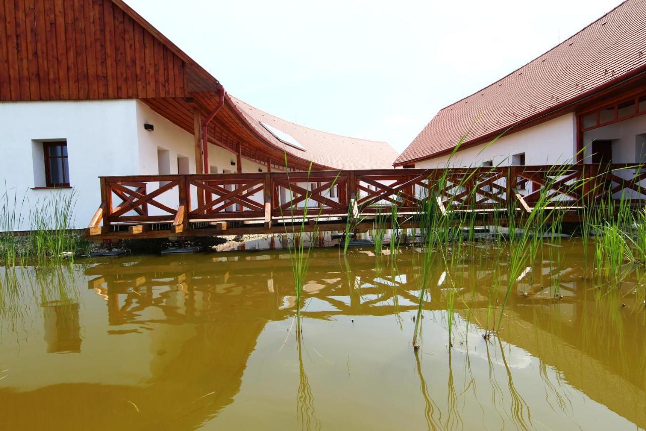 Bibic Nature Lodge Balmazújváros Екстериор снимка